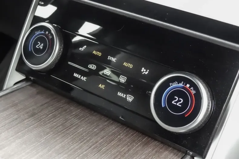 Land Rover Range Rover din 2023 cu 11.000 km - oferta LAN119737 - foto 13