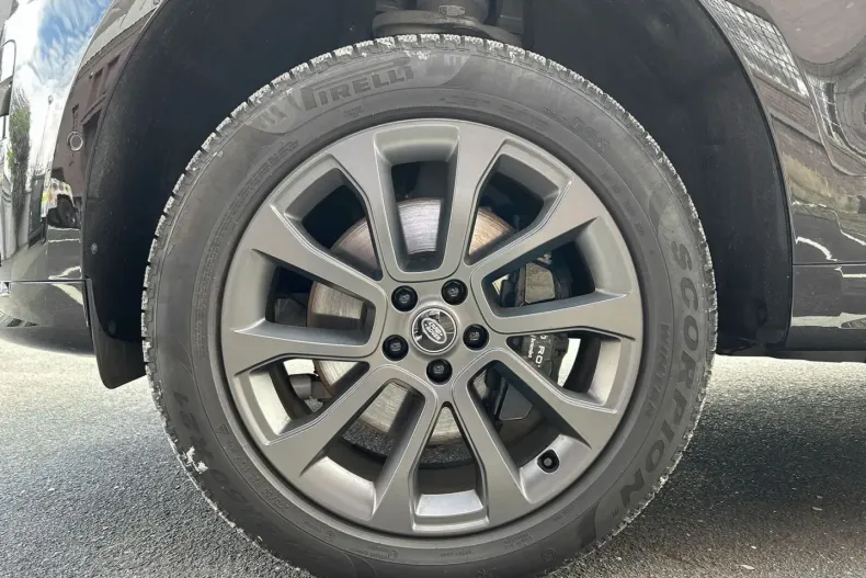 Land Rover Range Rover Sport din 2024 cu 24.300 km - oferta LAN119740 - foto 9