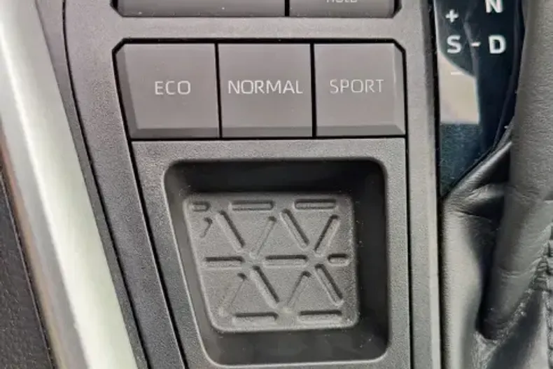 Toyota RAV4 din 2021 cu 35.000 km - oferta TOY119743 - foto 26