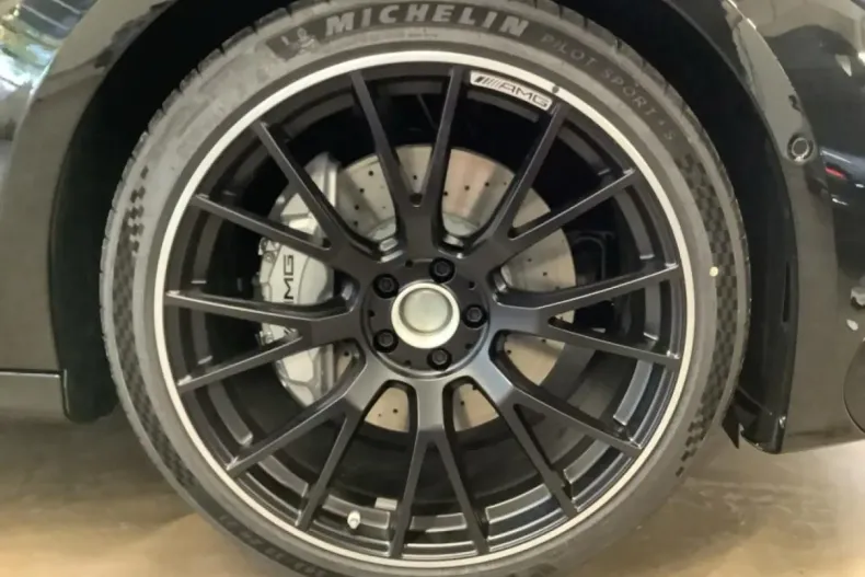 Mercedes-Benz E 53 AMG din 2024 cu 8.800 km - oferta MER119745 - foto 7