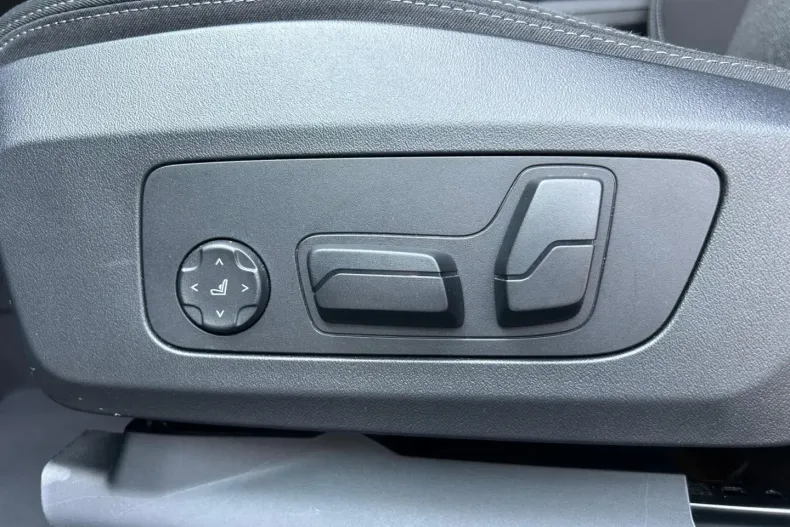 BMW X1 din 2023 cu 44.877 km - oferta BMW119758 - foto 14