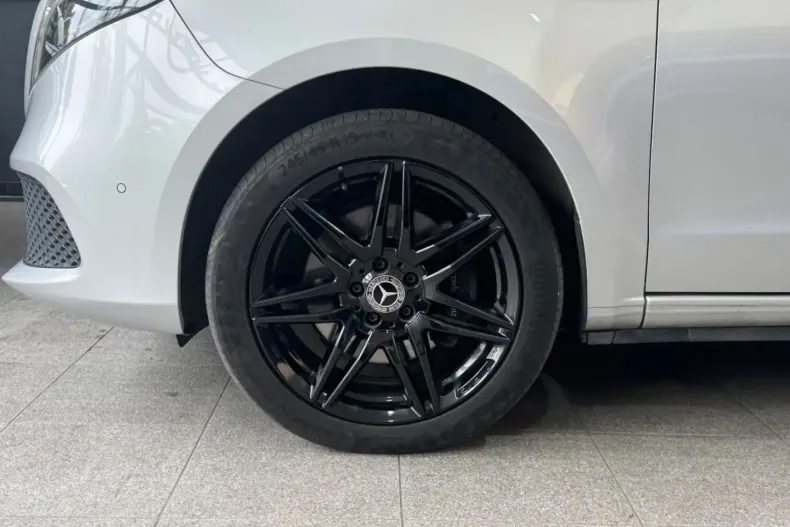 Mercedes-Benz V 300 din 2023 cu 76.534 km - oferta MER119767 - foto 2