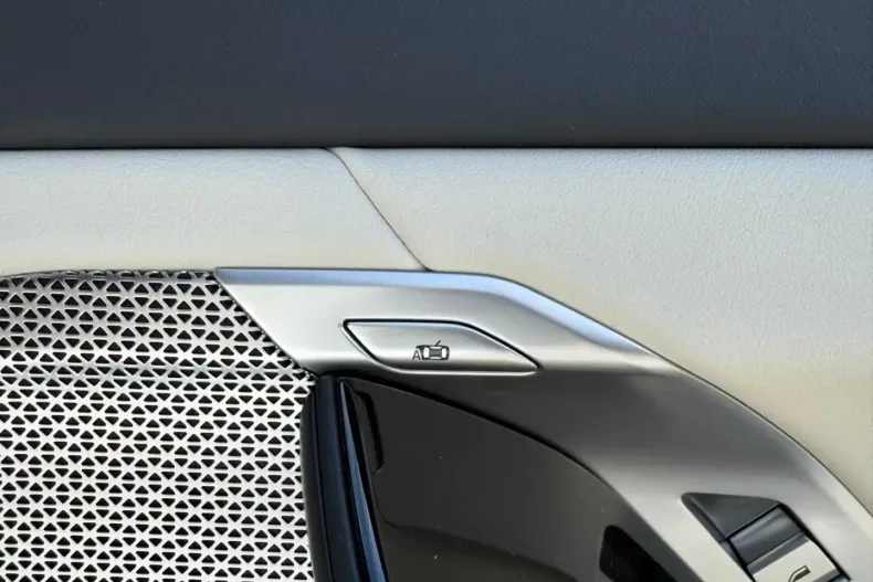 BMW 740 din 2025 cu 4.100 km - oferta BMW119775 - foto 14