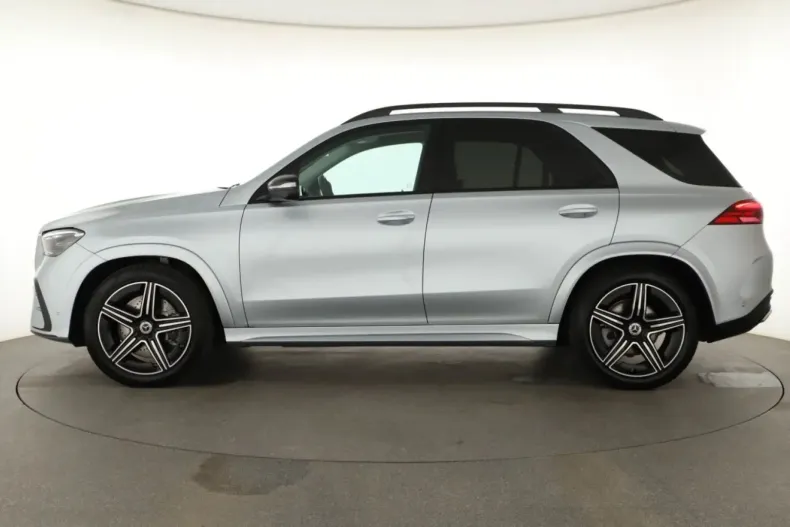 Mercedes-Benz GLE 450 din 2024 cu 9.609 km - oferta MER119776 - foto 3