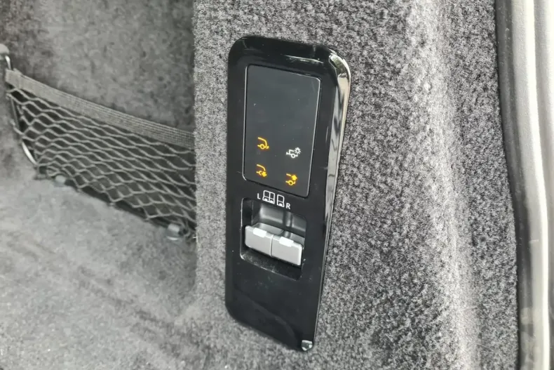 Land Rover Range Rover Sport din 2023 cu 61.452 km - oferta LAN119795 - foto 9