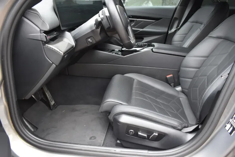 BMW 520 din 2023 cu 42.800 km - oferta BMW119800 - foto 11