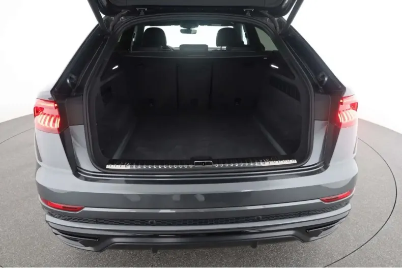 Audi Q8 din 2023 cu 16.443 km - oferta AUD119807 - foto 12