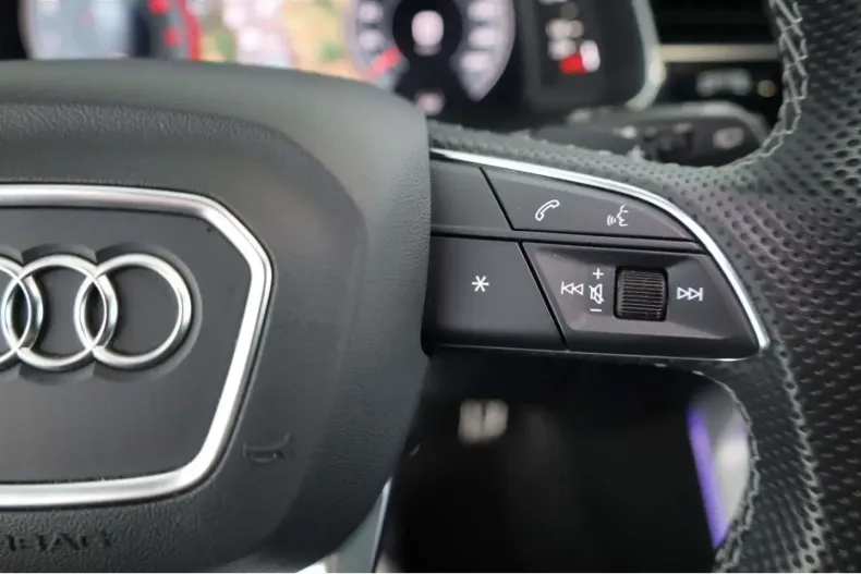 Audi Q8 din 2023 cu 16.443 km - oferta AUD119807 - foto 15