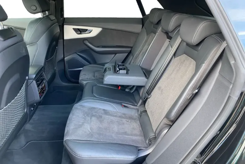 Audi Q8 din 2022 cu 65.930 km - oferta AUD119810 - foto 11