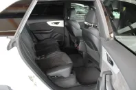 Audi Q8 din 2021 cu 64.000 km - oferta AUD119812 - foto 12