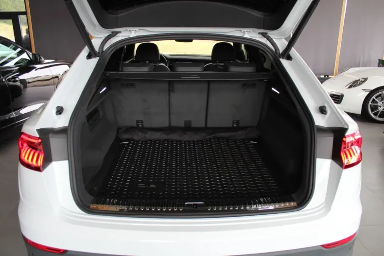 Audi Q8 din 2021 cu 64.000 km - oferta AUD119812 - foto 13