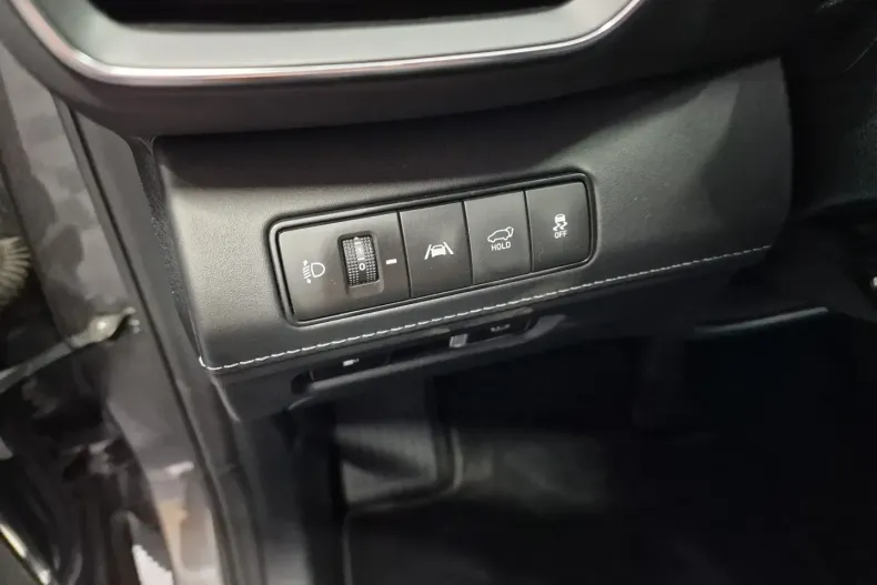 Hyundai SANTA FE din 2022 cu 112.582 km - oferta HYU119831 - foto 31