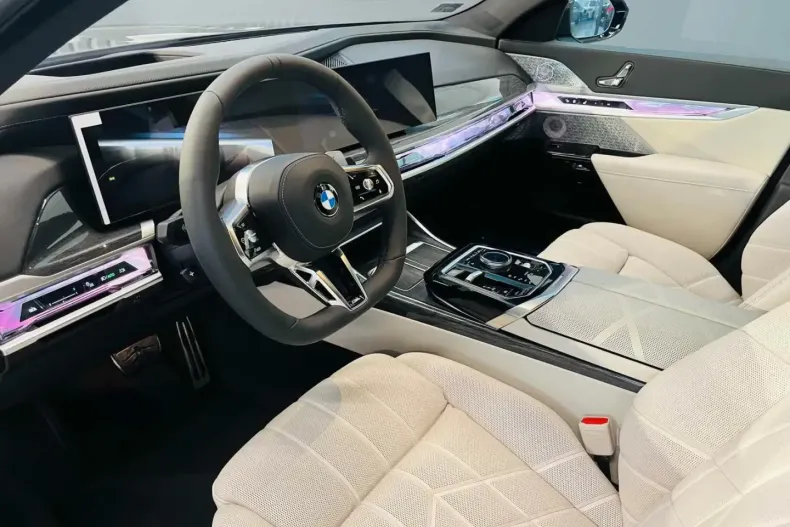 BMW 740 din 2025 cu 1.000 km - oferta BMW119835 - foto 10