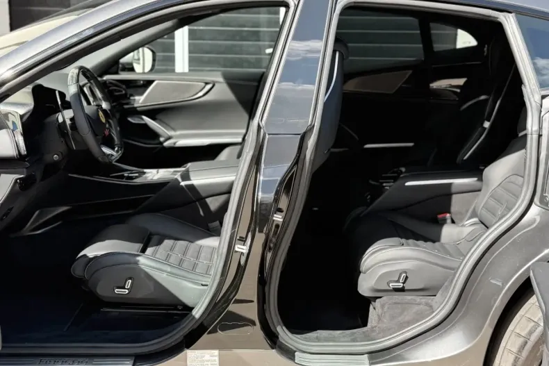 Ferrari Purosangue din 2024 cu 8.340 km - oferta FER119845 - foto 20