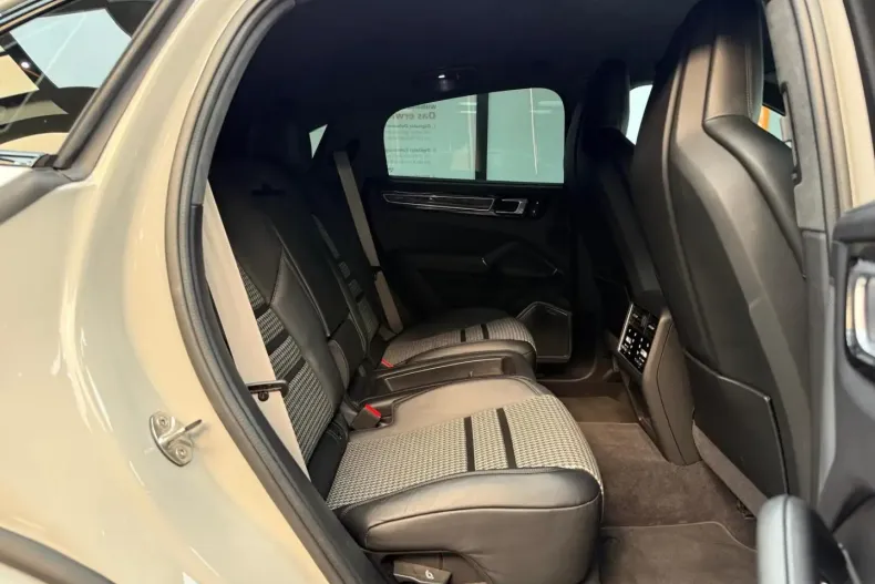 Porsche Cayenne din 2021 cu 56.000 km - oferta POR119864 - foto 16