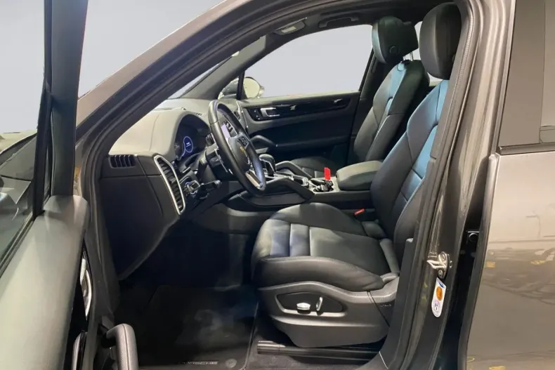 Porsche Cayenne din 2021 cu 51.430 km - oferta POR119866 - foto 9