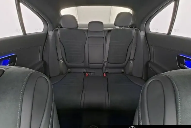 Mercedes-Benz C 300 din 2023 cu 25.452 km - oferta MER119867 - foto 9