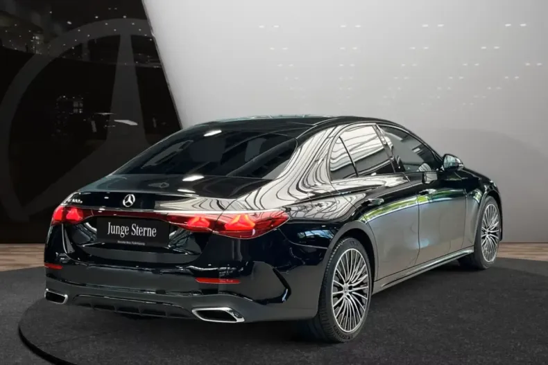 Mercedes-Benz E 300 din 2024 cu 7.977 km - oferta MER119869 - foto 2