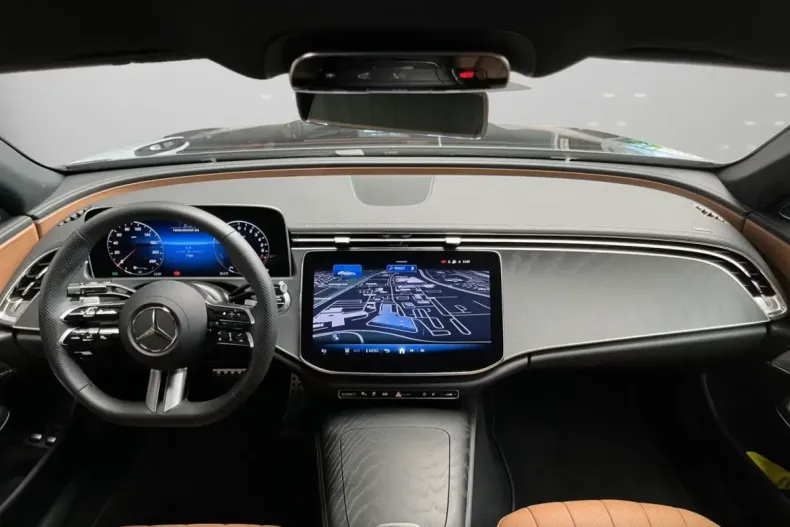 Mercedes-Benz E 300 din 2024 cu 7.977 km - oferta MER119869 - foto 4