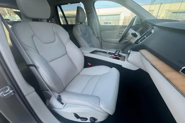 Volvo XC90 din 2021 cu 61.848 km - oferta VOL119870 - foto 14