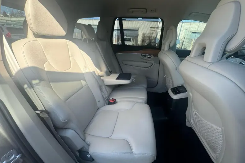 Volvo XC90 din 2021 cu 61.848 km - oferta VOL119870 - foto 20