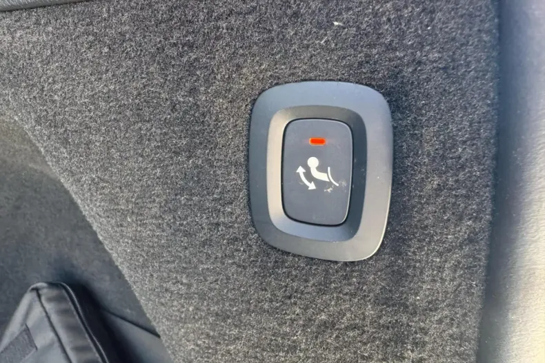 Volvo XC90 din 2021 cu 61.848 km - oferta VOL119870 - foto 36