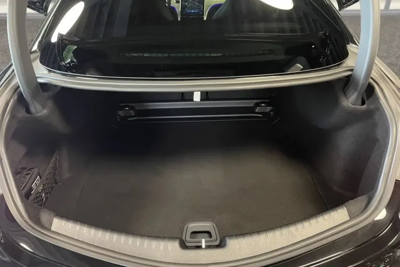 Mercedes-Benz CLE 300 din 2023 cu 3.661 km - oferta MER119872 - foto 14