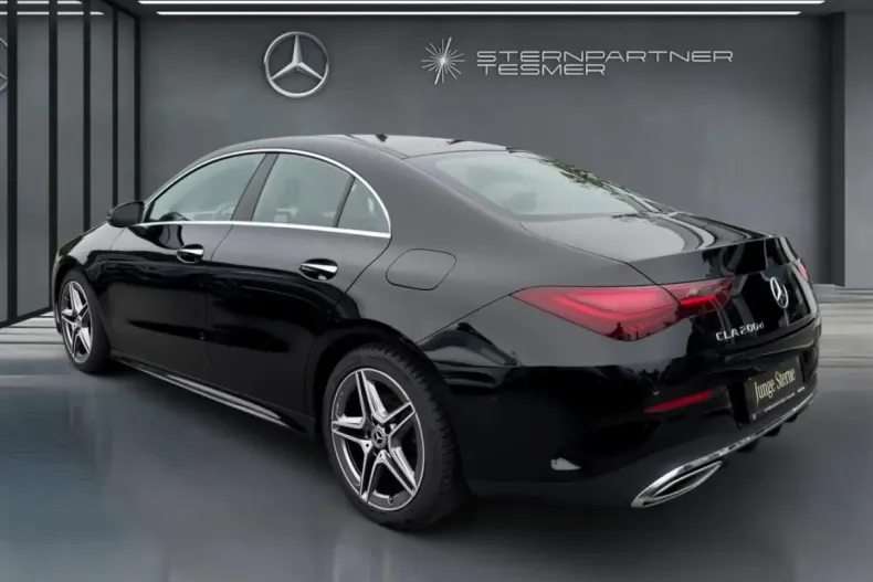 Mercedes-Benz CLA 200 din 2024 cu 13.933 km - oferta MER119875 - foto 7