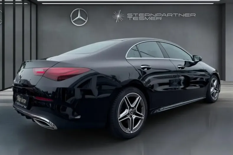 Mercedes-Benz CLA 200 din 2024 cu 13.933 km - oferta MER119875 - foto 9