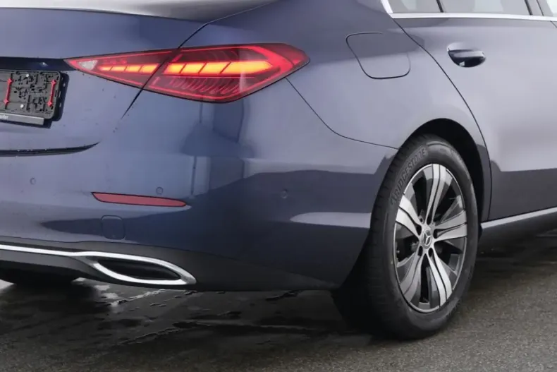 Mercedes-Benz C 180 din 2024 cu 7.058 km - oferta MER119885 - foto 9