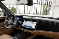 Mercedes-Benz E 200 din 2024 cu 8.886 km - oferta MER119886 - foto 4