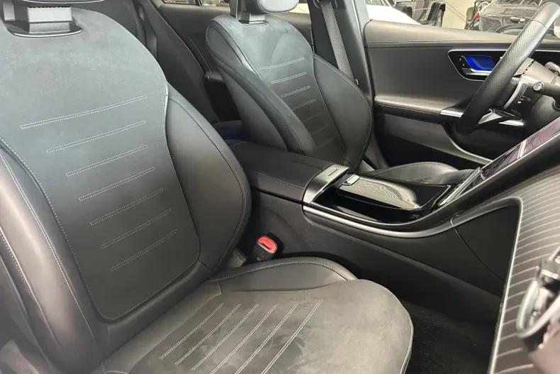 Mercedes-Benz C 300 din 2024 cu 13.089 km - oferta MER119901 - foto 6