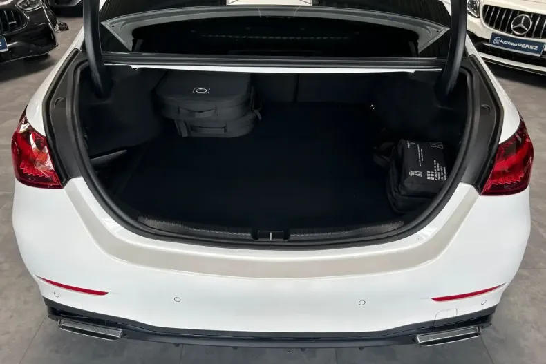 Mercedes-Benz C 300 din 2024 cu 13.089 km - oferta MER119901 - foto 15