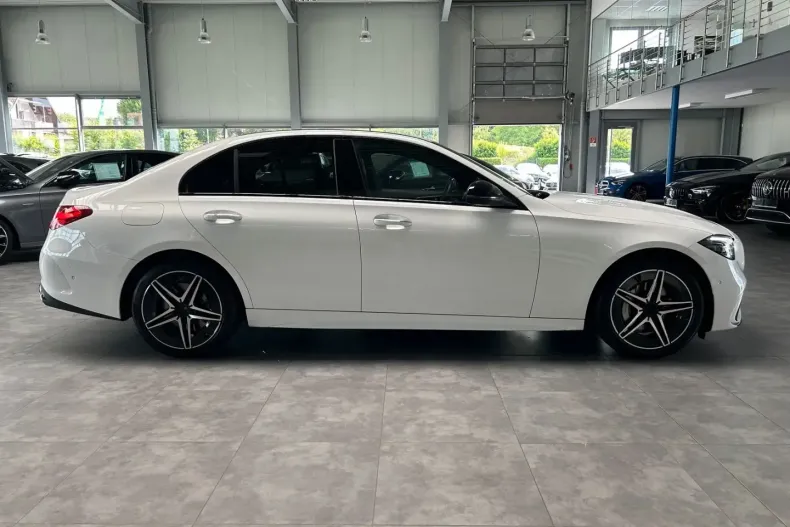 Mercedes-Benz C 300 din 2024 cu 13.089 km - oferta MER119901 - foto 17