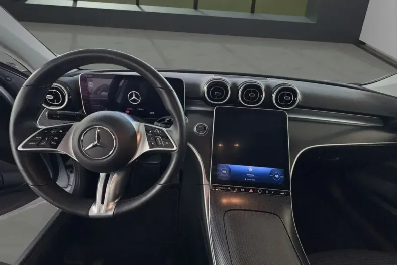 Mercedes-Benz C 220 din 2023 cu 17.947 km - oferta MER119907 - foto 9