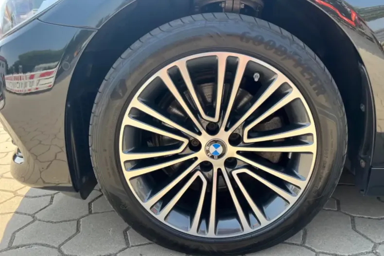 BMW 520 din 2020 cu 75.645 km - oferta BMW119910 - foto 3