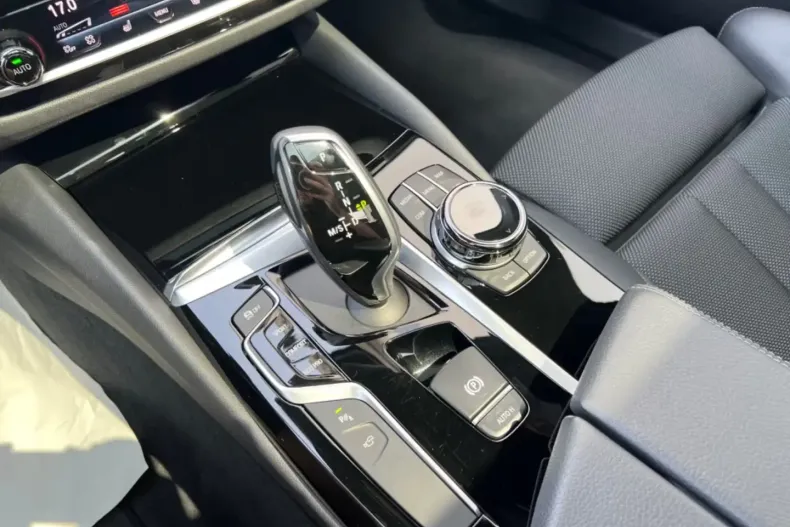 BMW 520 din 2020 cu 75.645 km - oferta BMW119910 - foto 13