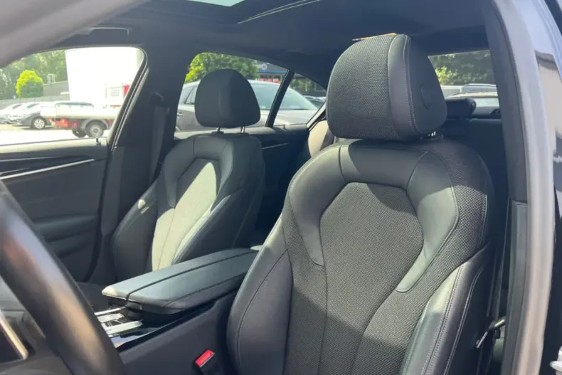 BMW 520 din 2020 cu 75.645 km - oferta BMW119910 - foto 17