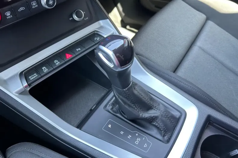 Audi Q3 din 2023 cu 56.120 km - oferta AUD119916 - foto 19