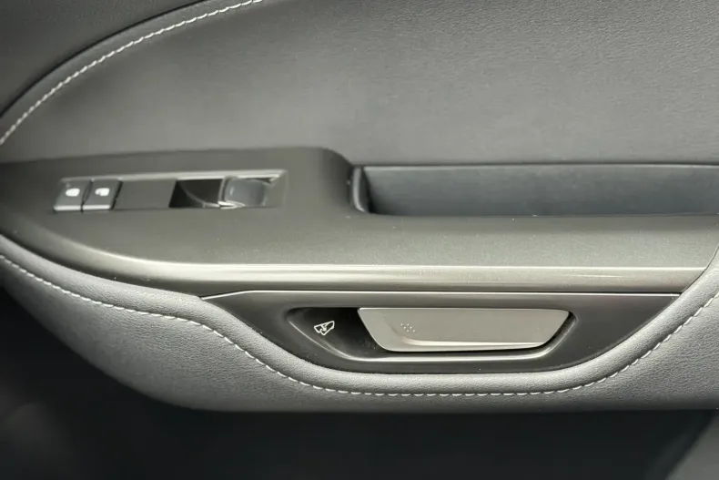 Lexus NX 450h din 2022 cu 30.500 km - oferta LEX119920 - foto 11