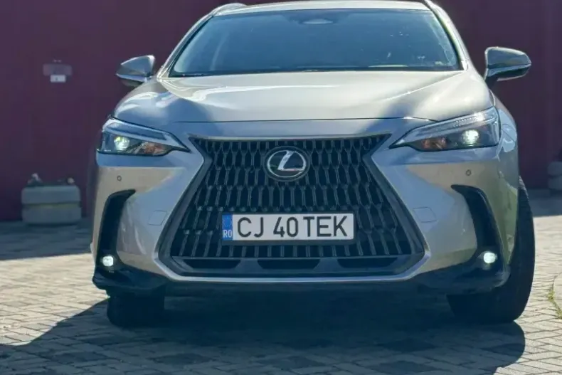 Lexus NX 450h din 2022 cu 30.500 km - oferta LEX119920 - foto 31