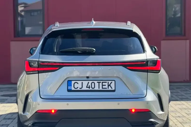 Lexus NX 450h din 2022 cu 30.500 km - oferta LEX119920 - foto 32