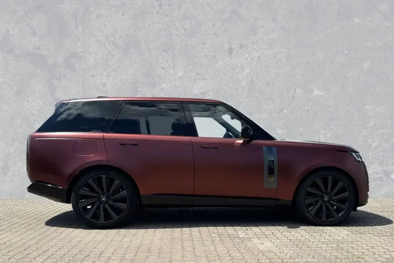 Land Rover Range Rover din 2024 cu 13.700 km - oferta LAN119922 - foto 4