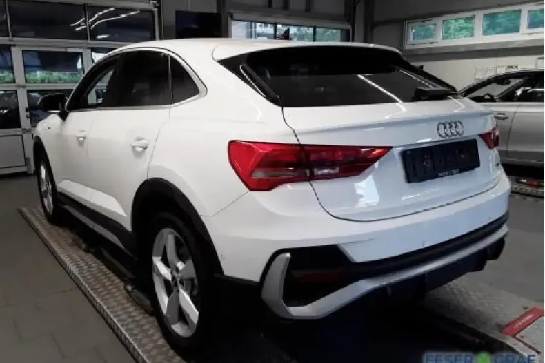 Audi Q3 din 2022 cu 81.700 km - oferta AUD119933 - foto 3