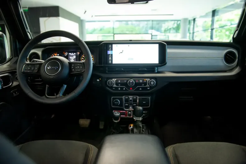 Jeep Wrangler din 2024 cu 14.721 km - oferta JEE119934 - foto 14