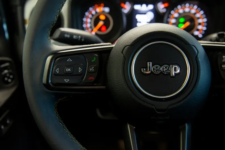 Jeep Wrangler din 2024 cu 14.721 km - oferta JEE119934 - foto 16