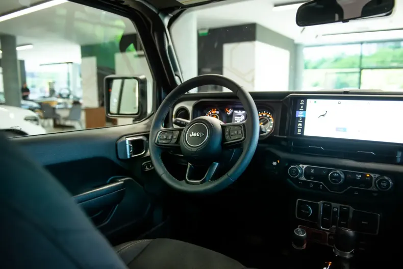 Jeep Wrangler din 2024 cu 14.721 km - oferta JEE119934 - foto 21