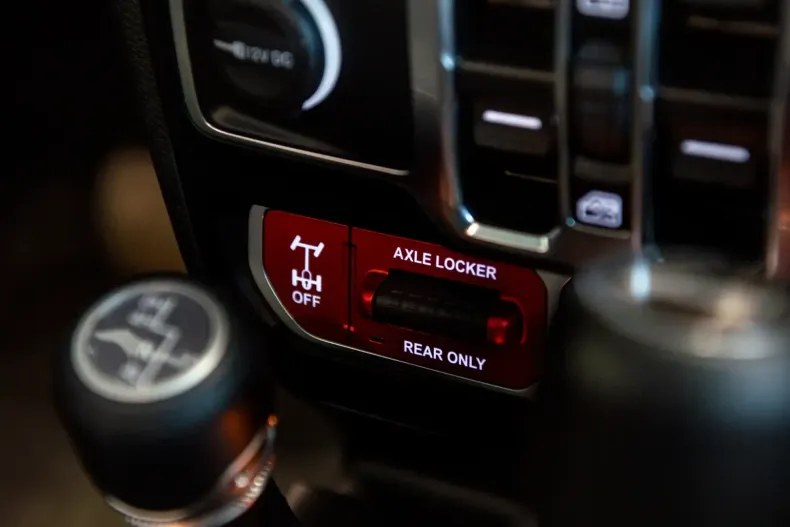 Jeep Wrangler din 2024 cu 14.721 km - oferta JEE119934 - foto 24