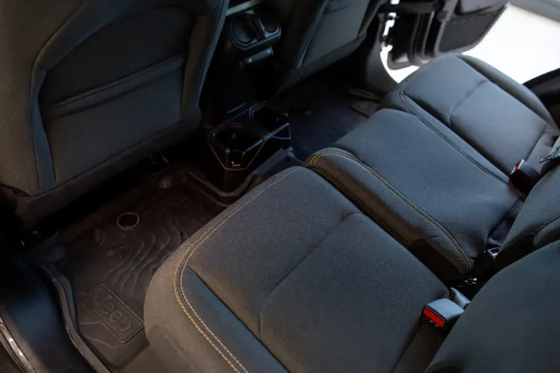 Jeep Wrangler din 2024 cu 14.721 km - oferta JEE119934 - foto 31