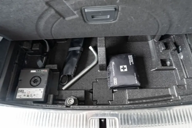 Audi Q5 din 2023 cu 29.230 km - oferta AUD119935 - foto 28